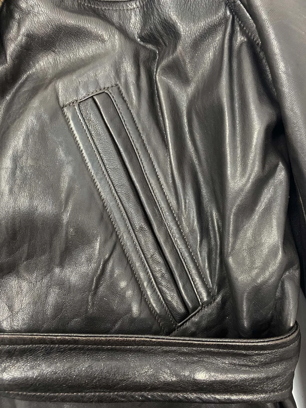 DKNY 90s shearling collar leather coat — JAMES VELORIA